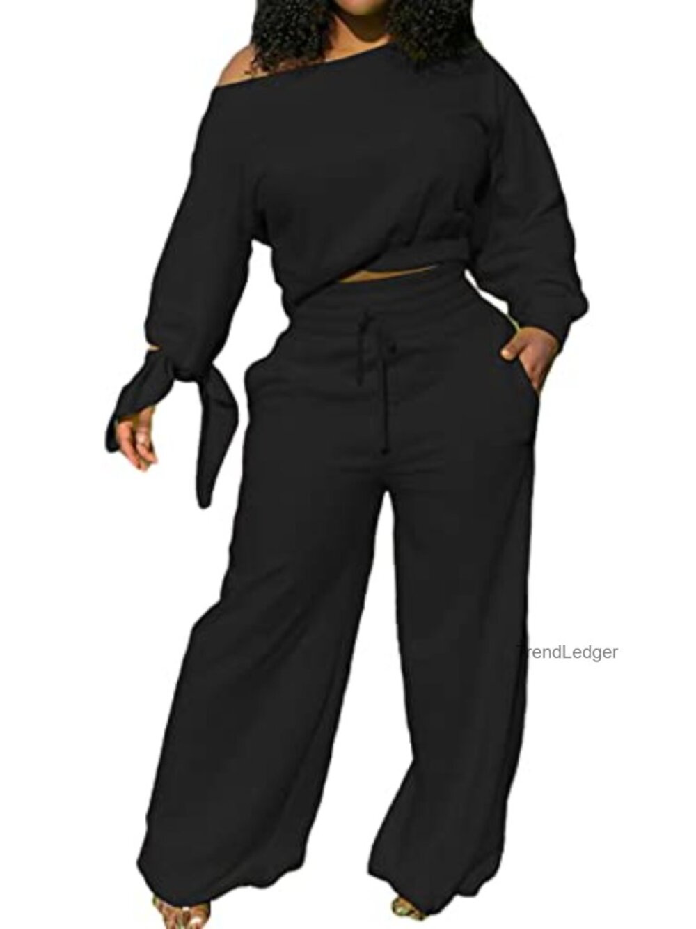 Off Shoulder Two Piece Sweatsuit Set with Pockets Women's Lounge Outfit Wide